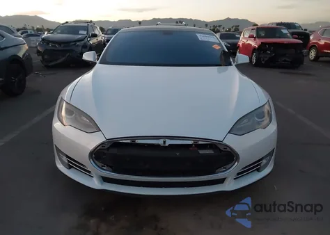 2012 Tesla Model S Signature z USA, uszkodzony, nr VIN 5YJSA1DN6CFS00369